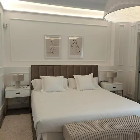 Stunning Luxury Apartment, 2 Min Walk From Soho House Апартаменты Барселона