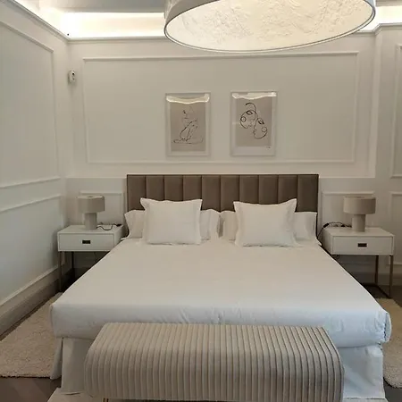 Stunning Luxury Apartment, 2 Min Walk From Soho House